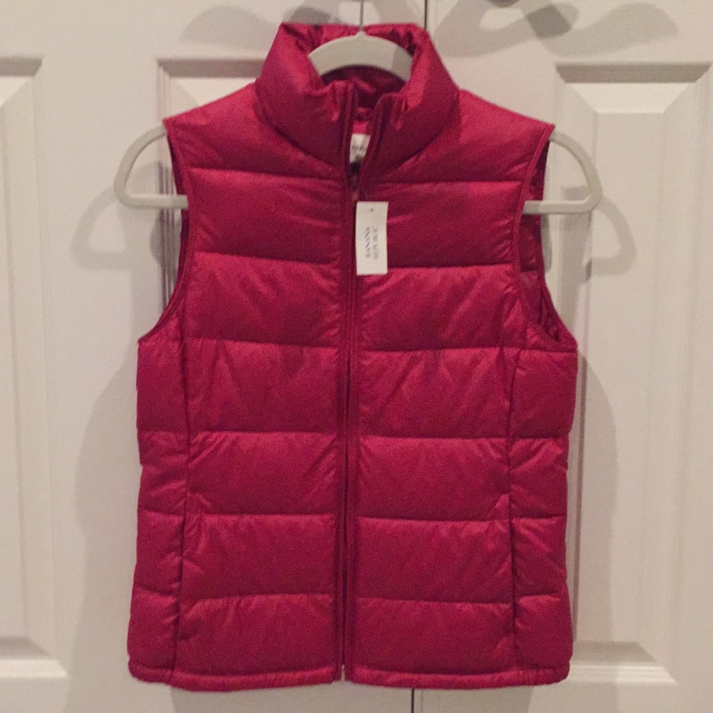 Banana Republic Puffer Vest